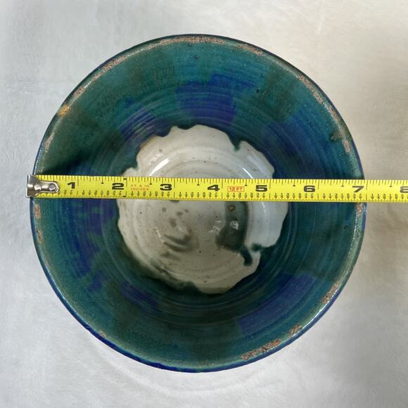 Studio Art Pottery Bowl Hand Thrown Signed Glazed 4" x 7" Benefits Charity - Picture 8 of 9